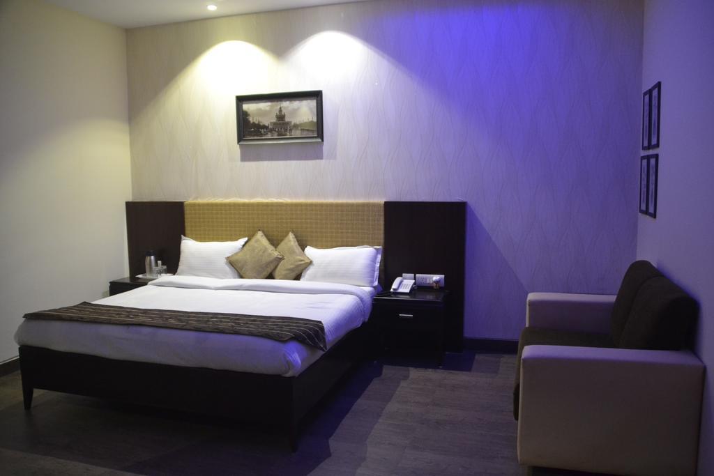 Hotel Shrinath Palace Orchha Δωμάτιο φωτογραφία